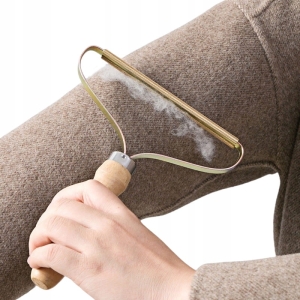 GRZEBIEŃ GOLARKA DO SIERŚCI ZMECHACEŃ SZCZOTKA